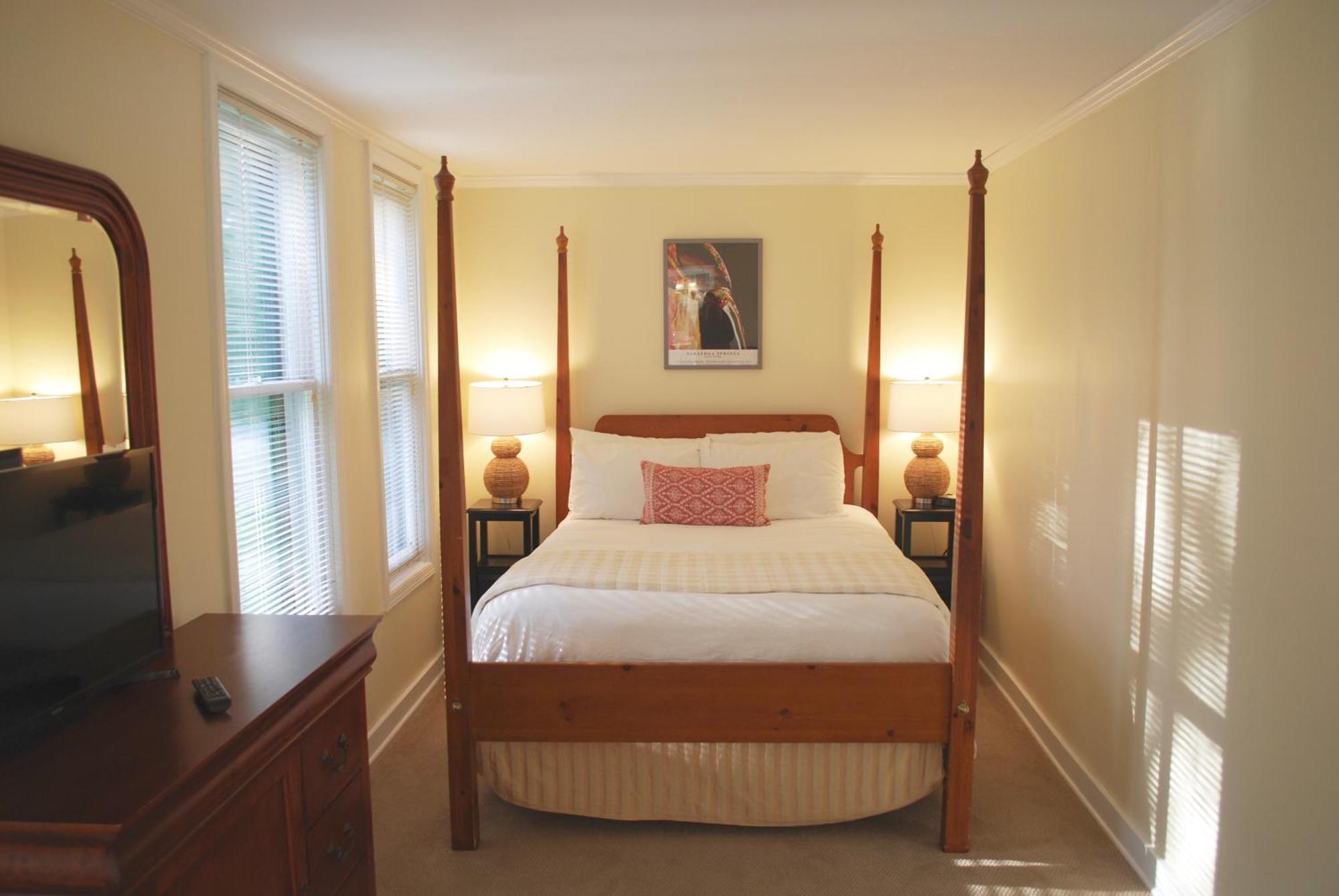 Anne'S Washington Inn (Adults Only) Saratoga Springs Rum bild