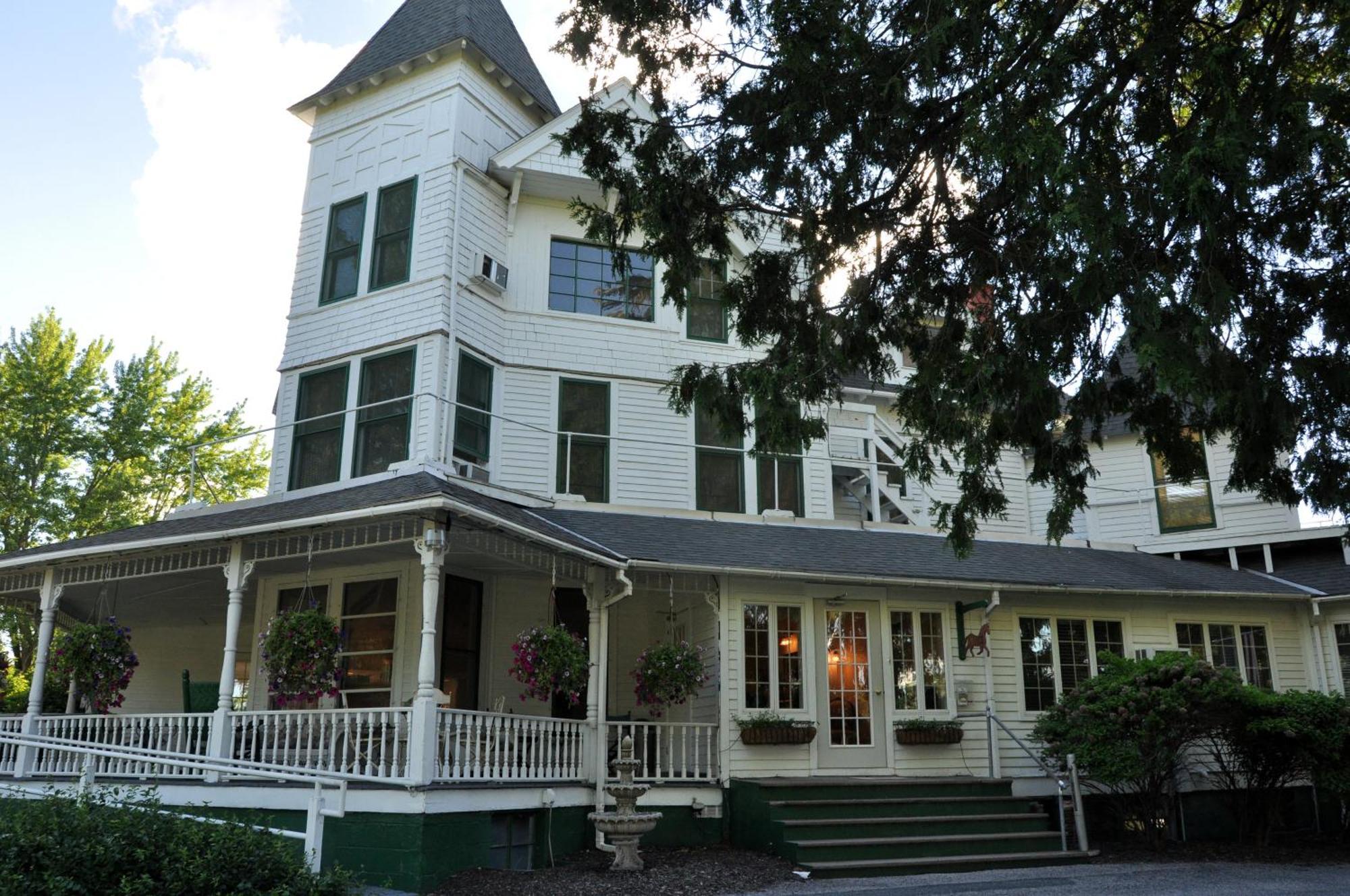 Anne'S Washington Inn (Adults Only) Saratoga Springs Rum bild