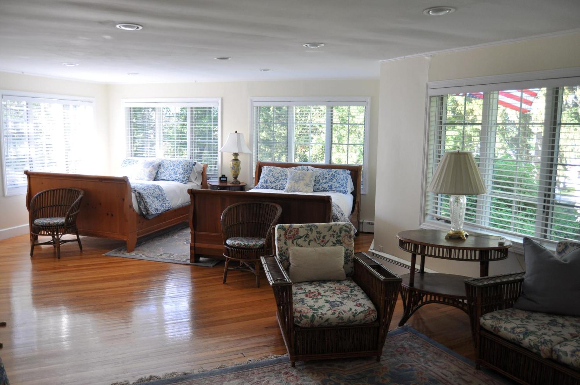 Anne'S Washington Inn (Adults Only) Saratoga Springs Rum bild